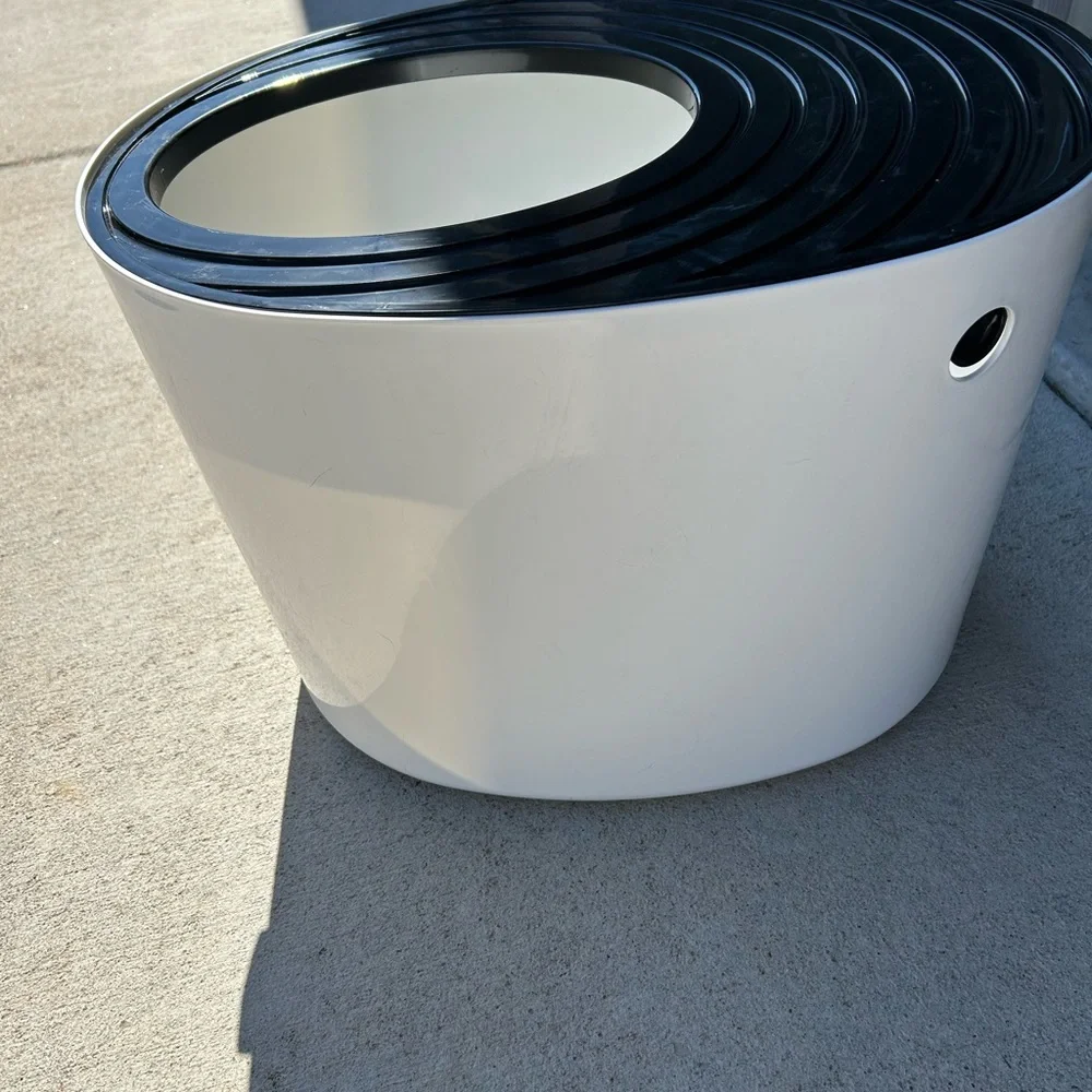 Litter box top entry